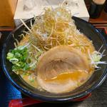 ネギ味噌ラーメン(味噌とんこつらーめん まる)