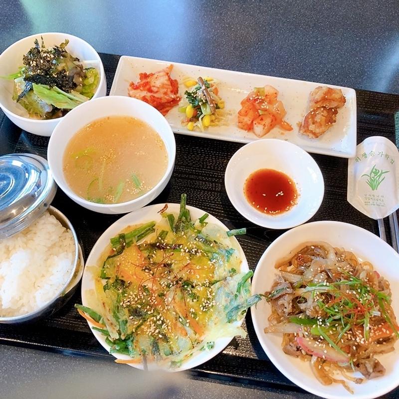 週替わりランチ（チヂミ&チャプチェ）(水刺間)