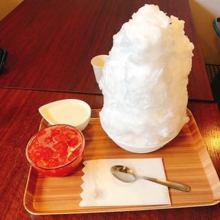 生イチゴ氷(ぶたとら氷)