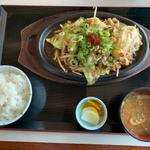 台湾風ホルモン炒め定食(クラブハウスレストラン )