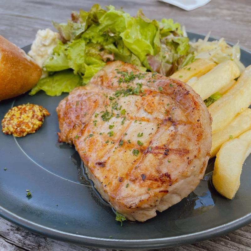 ポークステーキランチ(LIFE Sea)