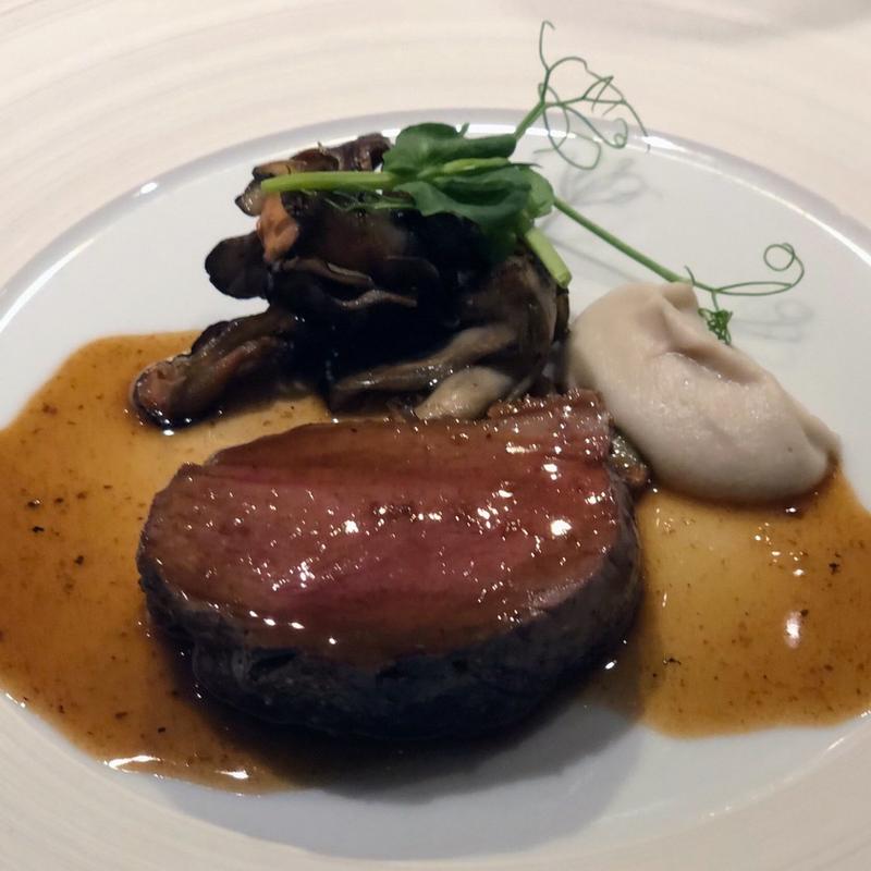 天然鹿肉炭火焼(La Galloise（ラ・ギャロワーズ）)