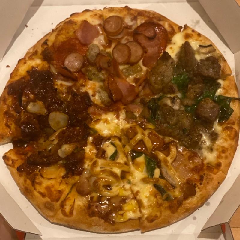 クワトロ・ミートマックス(ドミノ・ピザ枚方須山町店)