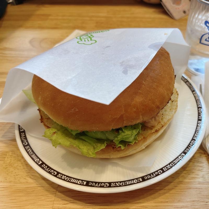 (コメダ珈琲店 新宿三丁目店)