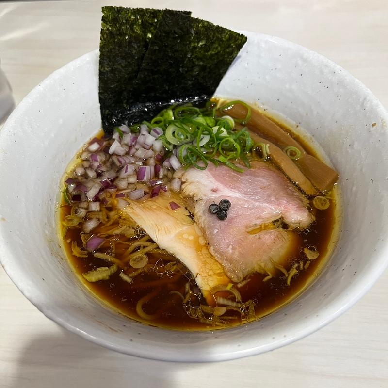 醤油ラーメン(麺や魁星)