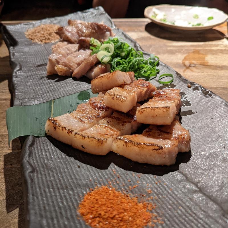 芋豚 厚切りバラ肉の味噌漬焼(味噌鐵 カギロイ)