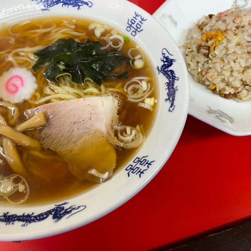 ラーメン半チャーハンセット(ラーメン哲ちゃん)