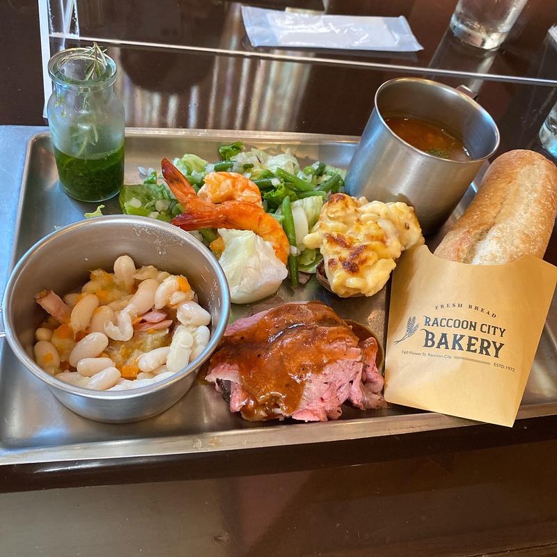 バイオハザードプレート(フィネガンズ・バー＆グリル)