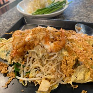 Shrimps Pad Thai(Hoi Tod Chaw Lae)
