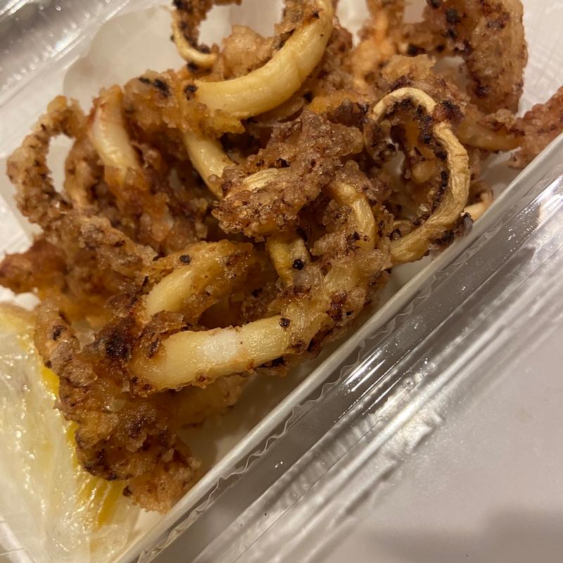 ゲソ揚げ(もつ焼き とん豚)