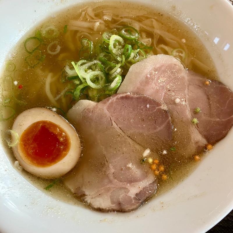 淡麗塩ラーメン(らぁめん香房 登里勝 ジャズドリーム長島店)