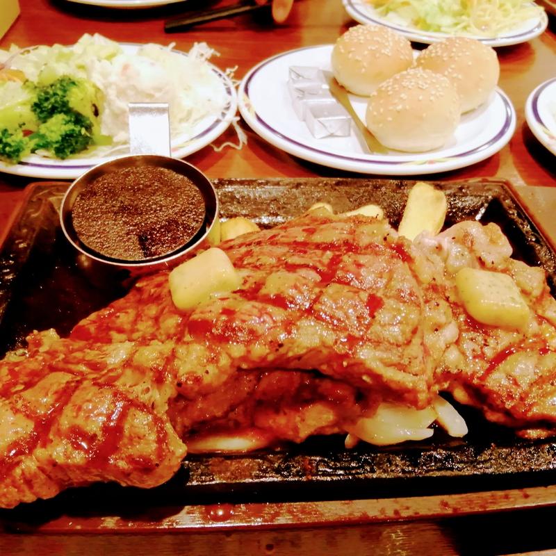 サーロインステーキ(健康サラダバーセット)(ステーキガスト 姫路砥堀店)