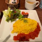 特製トマトソースのふわとろオムライス(川原町屋 )