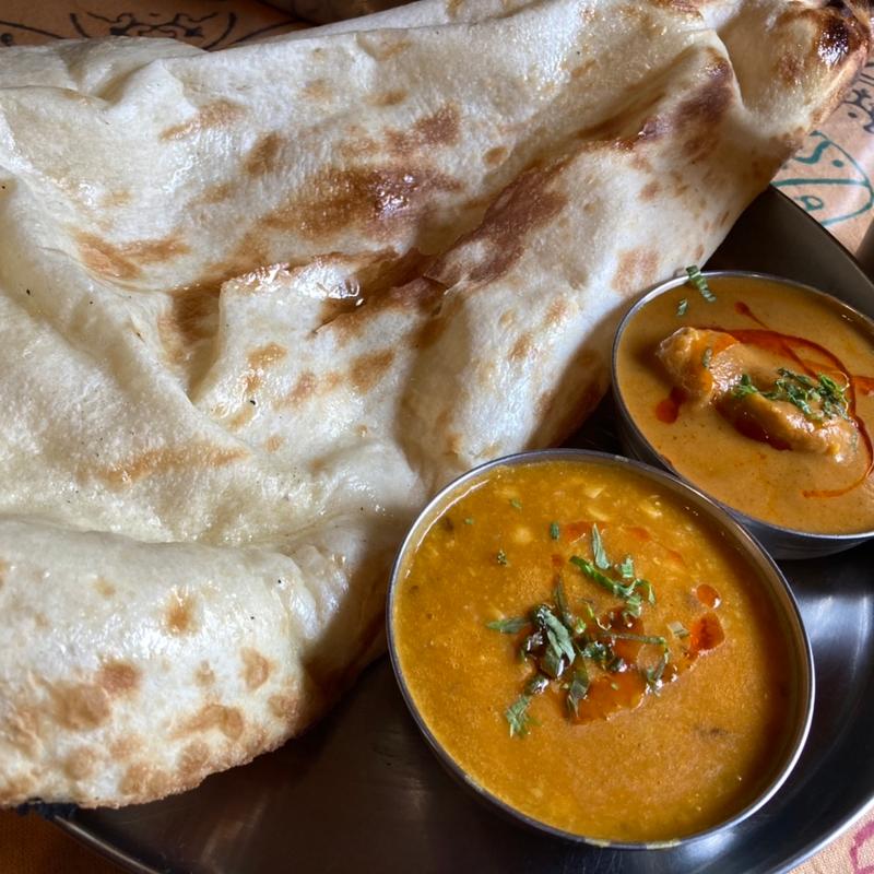 チキンカレーとダルカレーのセット(スパイシーインディア 宮前平店)