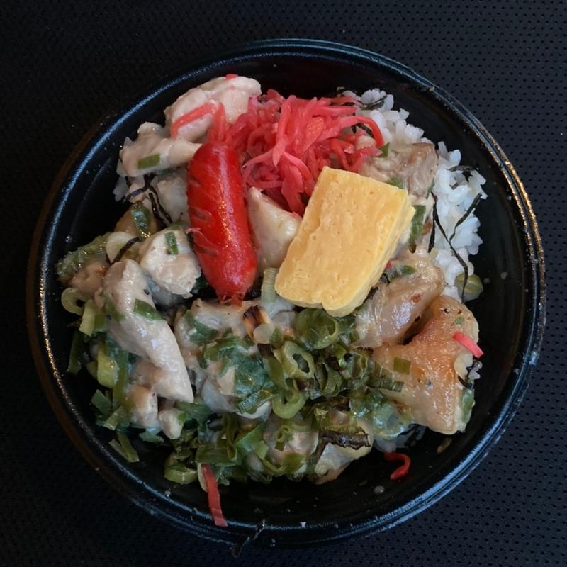 ネギ塩焼き鳥丼(お弁当屋さん)