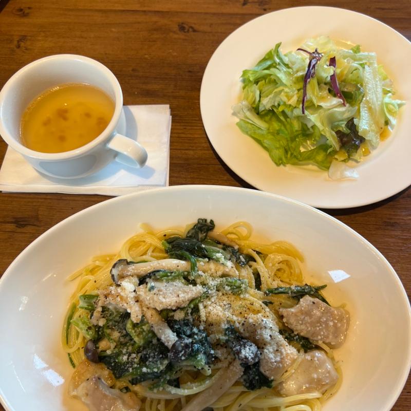 鶏肉とほうれん草のクリームパスタ(ジョリーパスタ 札幌本町店)