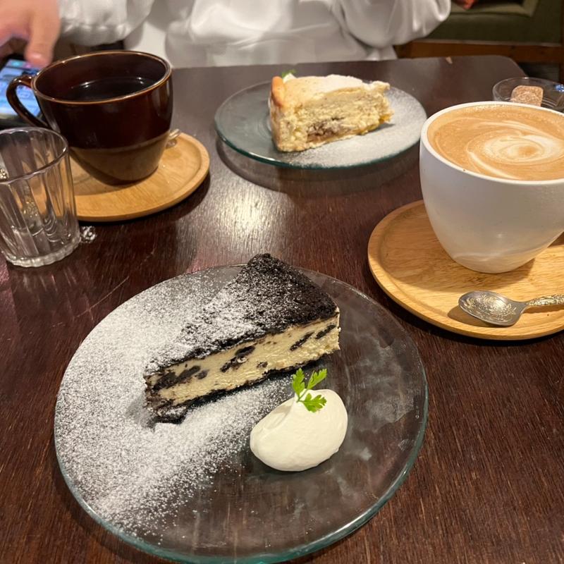 オレオのニューヨークチーズケーキ(Alley Cafe)