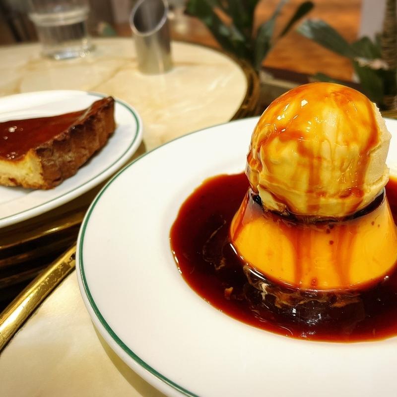 プリン(AUX BACCHANALES)