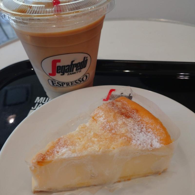 リコッタチーズケーキ(セガフレード・ザネッティ・エスプレッソ 新宿３丁目店)