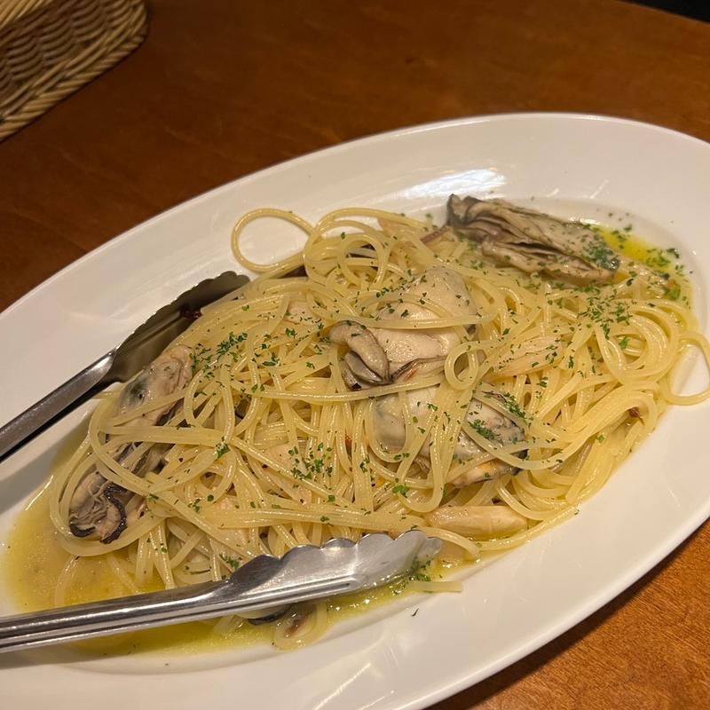牡蠣のペペロンチーノ(銀座 oasis)