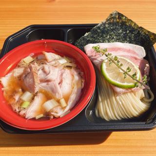 YOKOKURA Store HOUSE 昆布水醤油つけ麺(大つけ麺博)