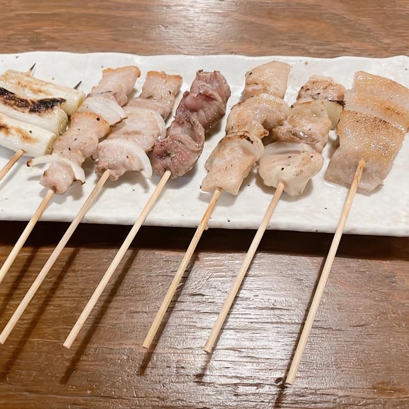 炭火焼き鳥(居酒屋桂二朗)