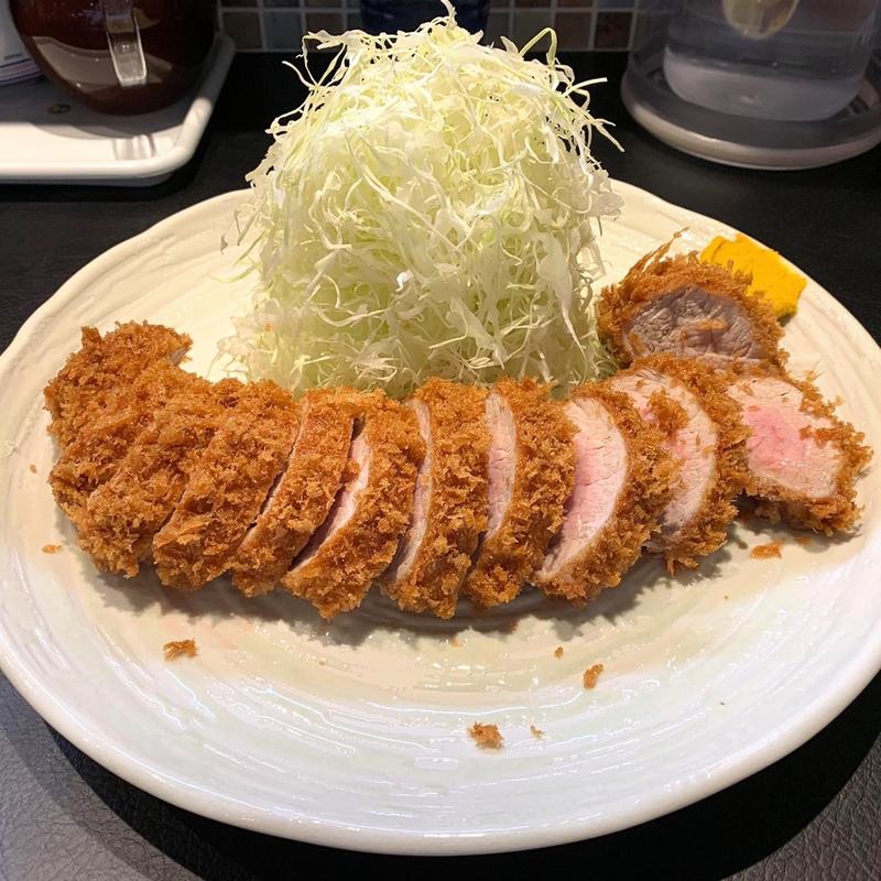 棒ヒレカツ定食(丸山吉平)