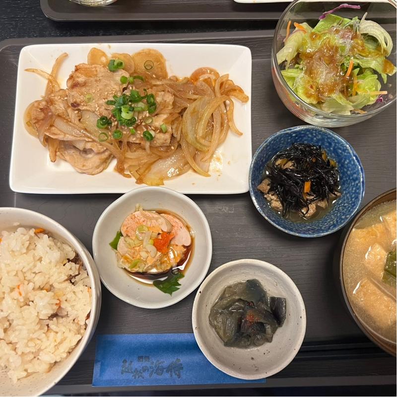 生姜焼肉定食(酒処 越後の海侍 （えちごのうみざむらい）)