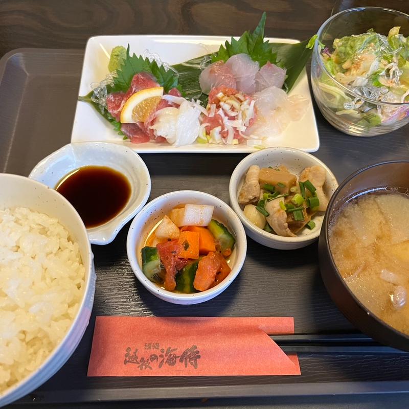 刺身定食(酒処 越後の海侍 （えちごのうみざむらい）)