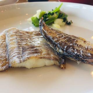 太刀魚の塩焼き(旅館 魚半 )