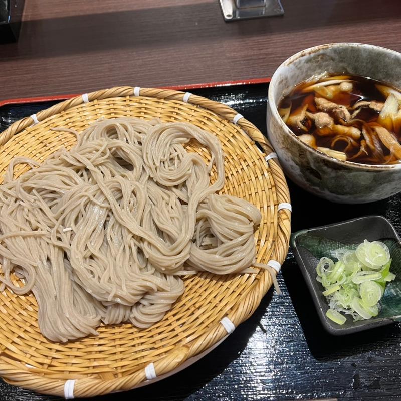 肉つけそば(戸隠そば　かがみ　上尾店)