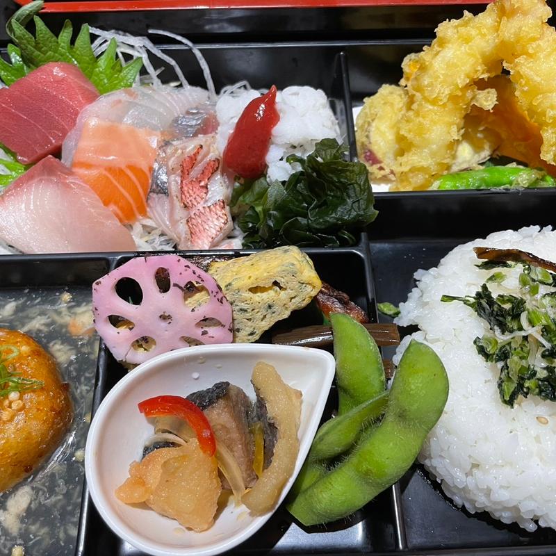 松花堂弁当(美食酒家海鮮和牛居酒屋錦蔵)