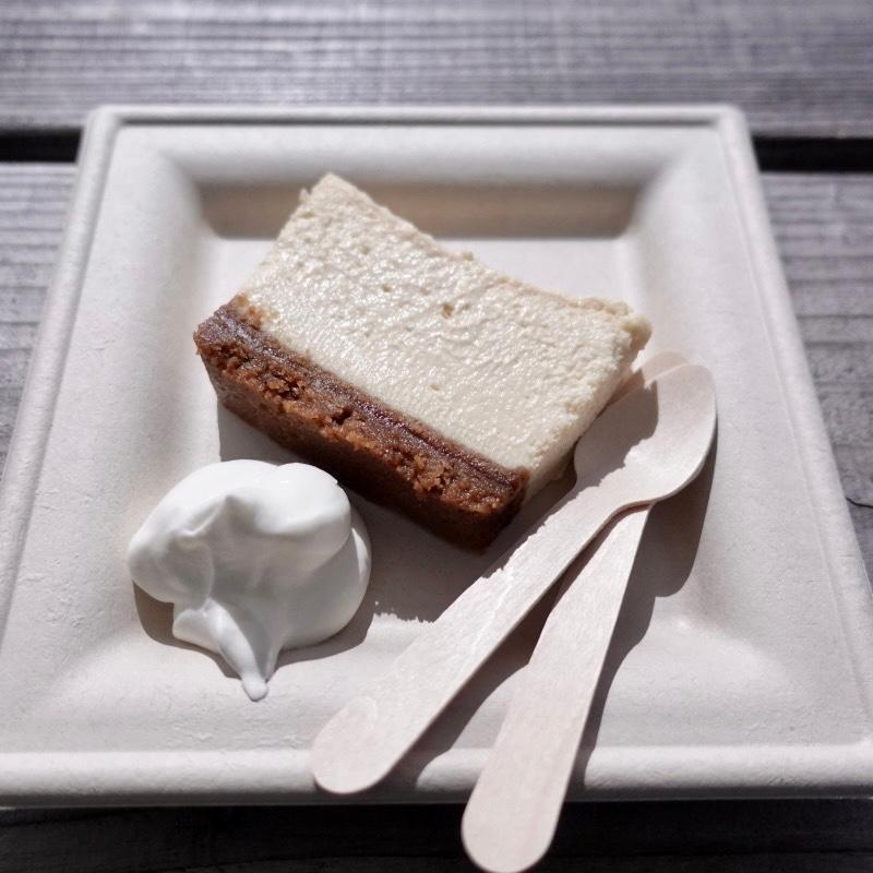 チーズケーキ(うちゅうブルーイング タップルーム)