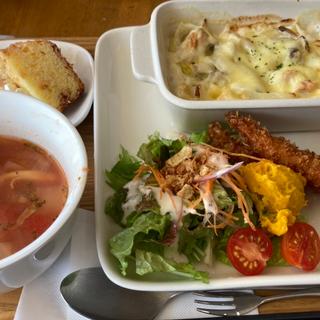 (レイクサイドガーデン&カフェ （Lake Side Garden&Cafe）)