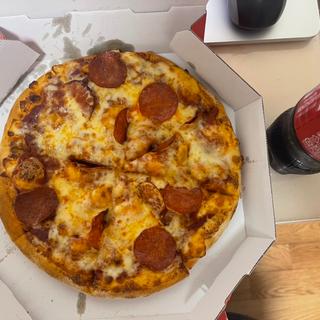 (Domino's Pizza)