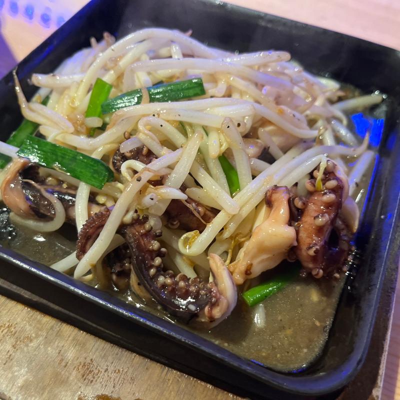 イカゲソペペロンチーノ(大衆酒場 オードリー)