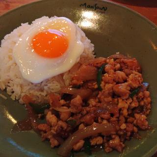 ガパオ(モンスーンカフェ お台場 （Monsoon Cafe）)