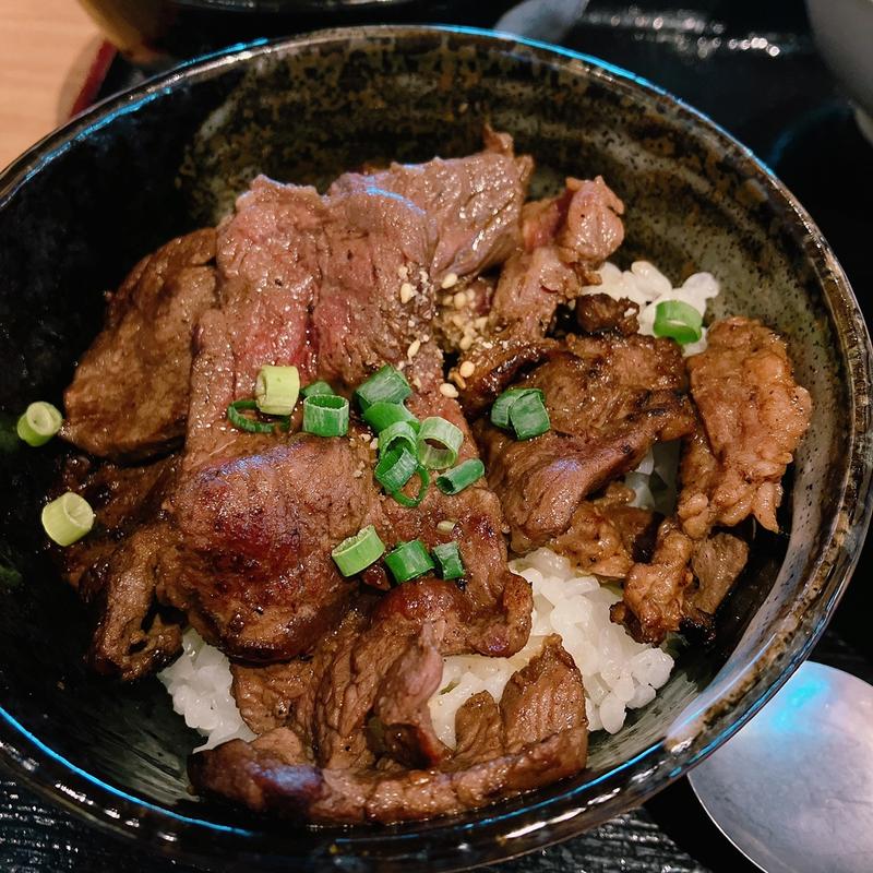 赤身丼(牛肉丼屋 和 ららぽーと立川立飛店 （KAZU）)