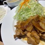 豚バラの生姜焼きランチ(ポイントテン PONT10 Bar-Restaurant)