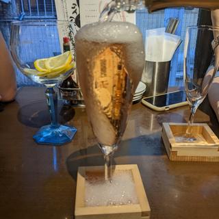 こぼれスパークリング（ロゼ）(SEAFOOD STAND PACIOREK HANATARE 野毛店)