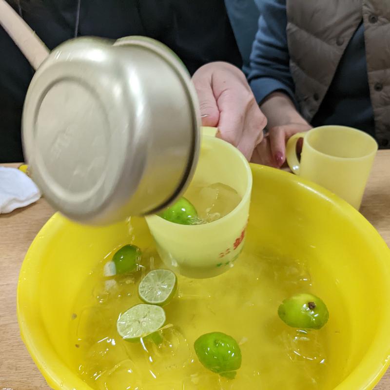 生ライムサワー（カエル桶）(蛙之介)