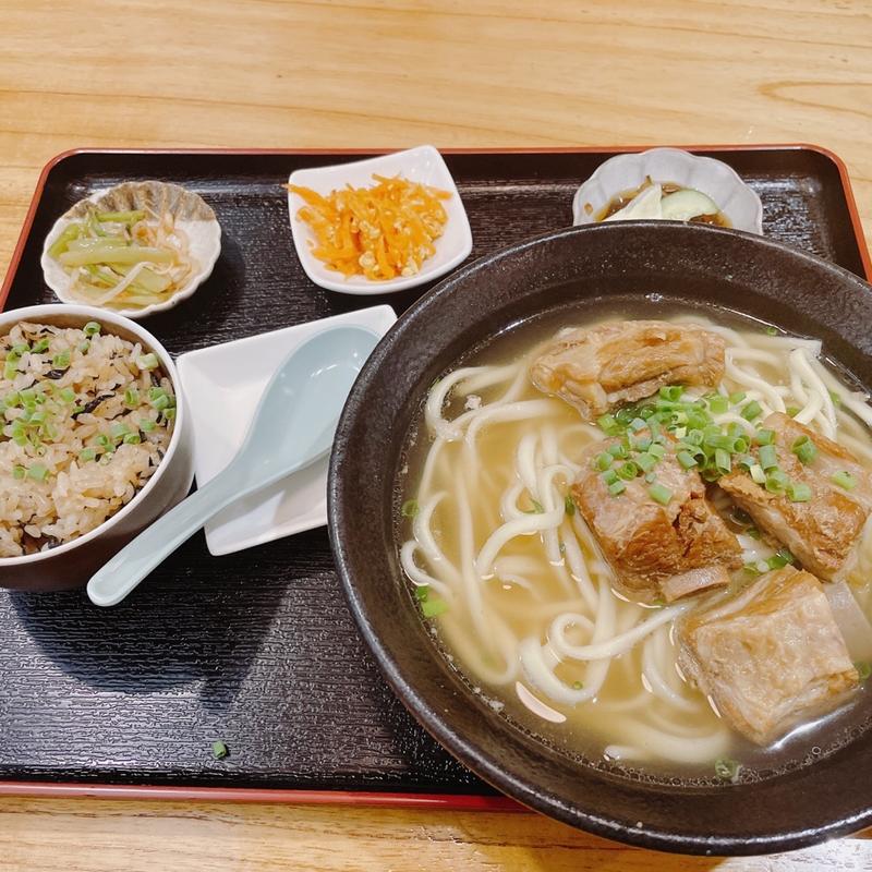 沖縄ソーキそば(天龍)