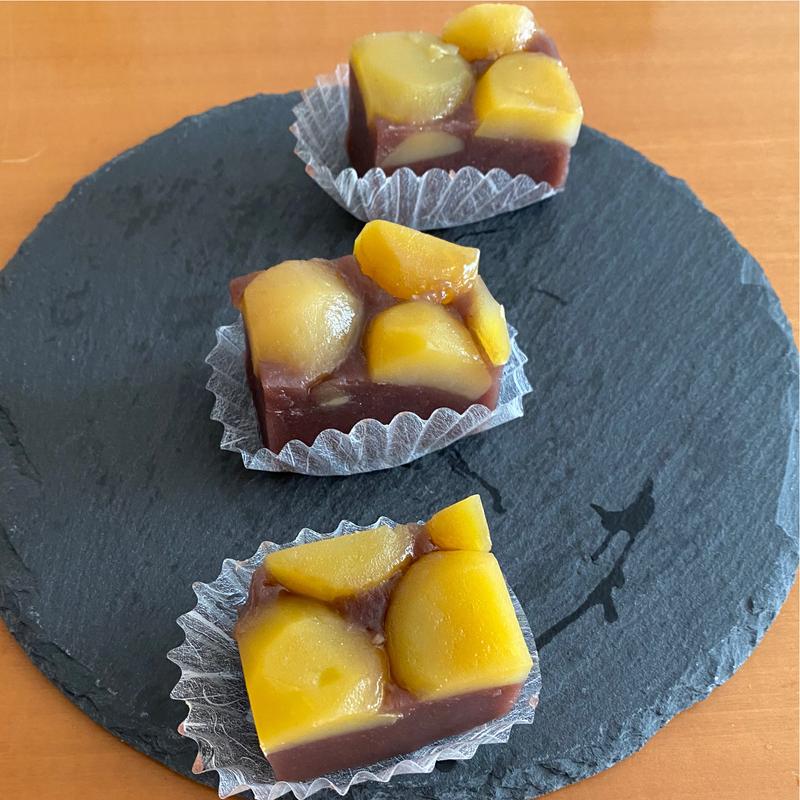 栗蒸し羊羹(御菓子処 遠洲屋 枚方市総本店 〜枚方伝統和菓子でぐち団子の美味しいお店〜)