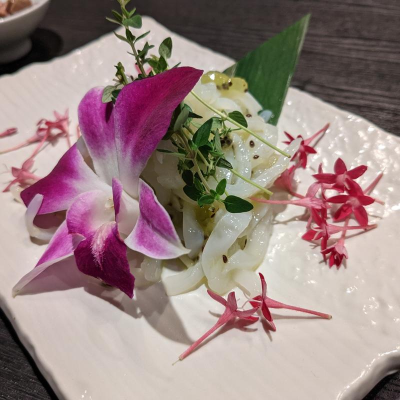 スルメイカのキウイソース(鳥酎　はなれ飯田橋店)