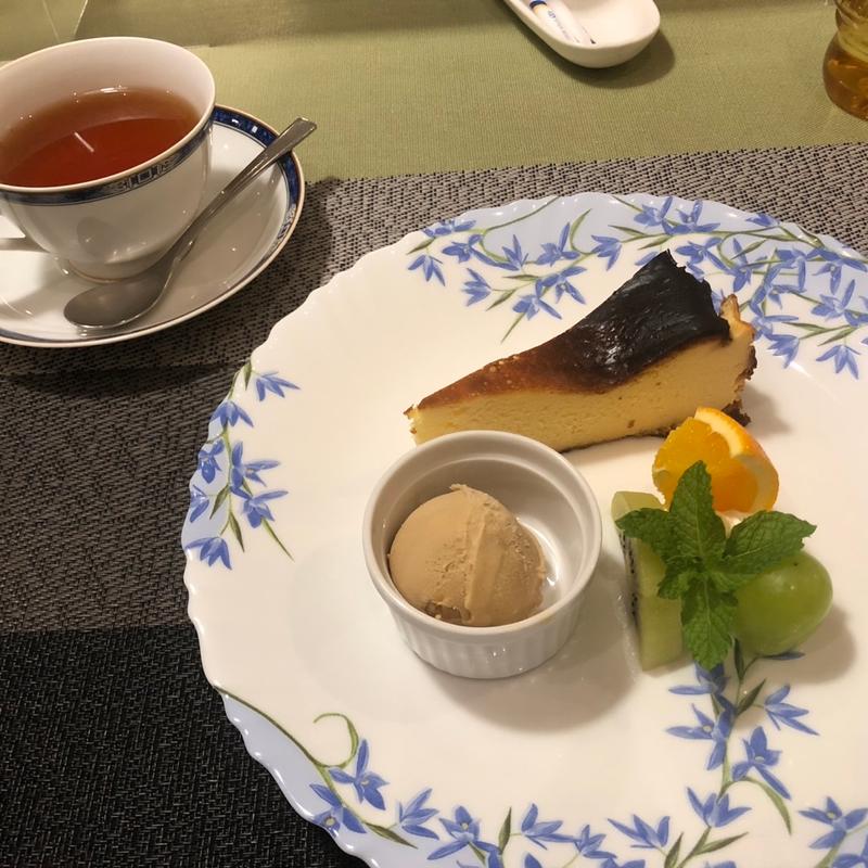 デザート盛り合わせ(プチ フランセ )