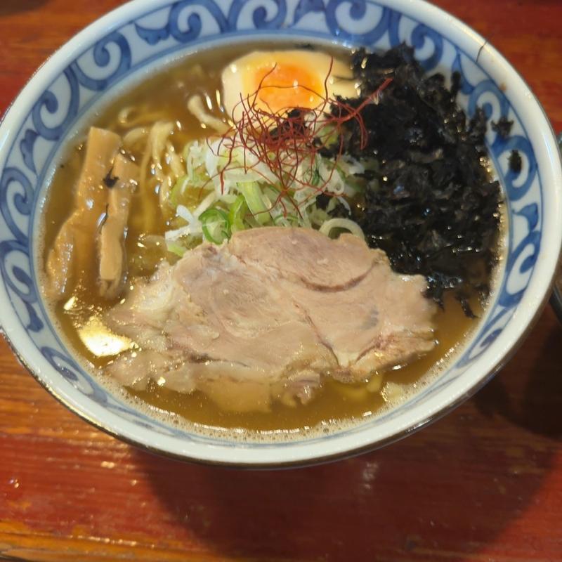 あごダシ塩豚骨ラーメン(麺屋　十郎兵衛  )