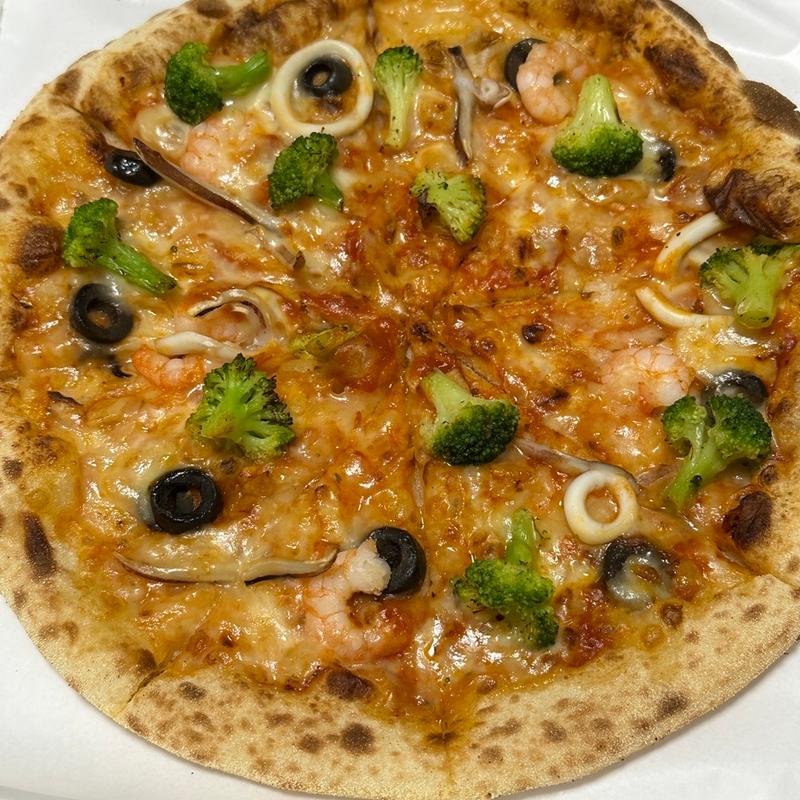 イカと海老(ナポリの窯・ストロベリーコーンズ古川店)