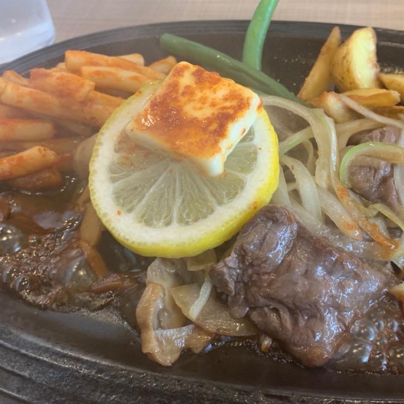 カットステーキ定食(金とき本店)