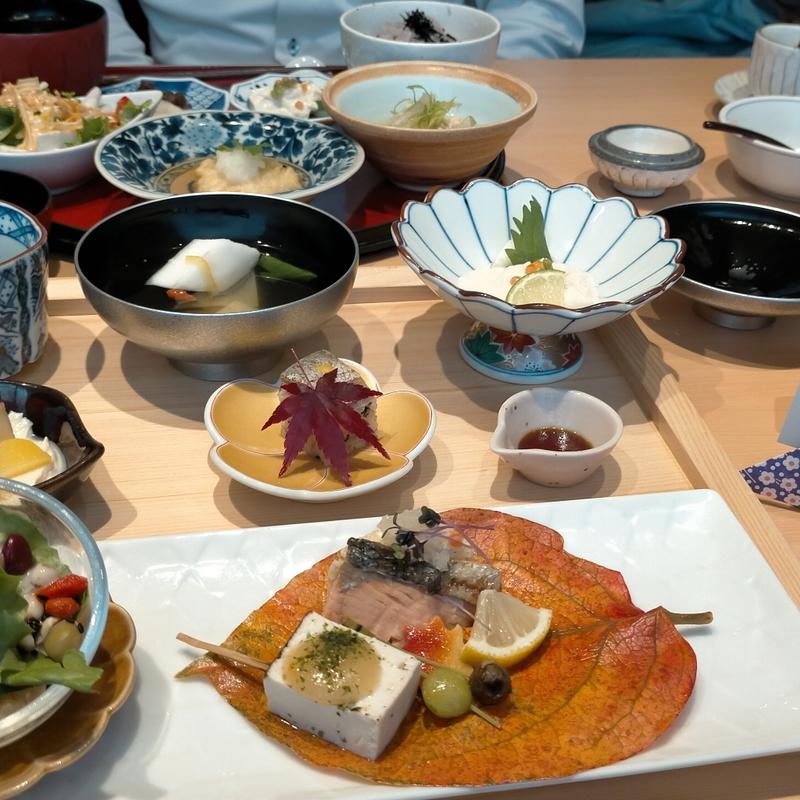 (八かく庵 大阪ステーションシティ サウスゲートビルディング店 )