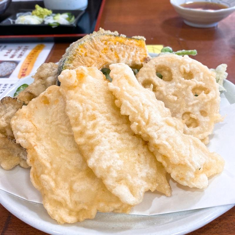 イカ天野菜天盛合せ(まほら庵 )